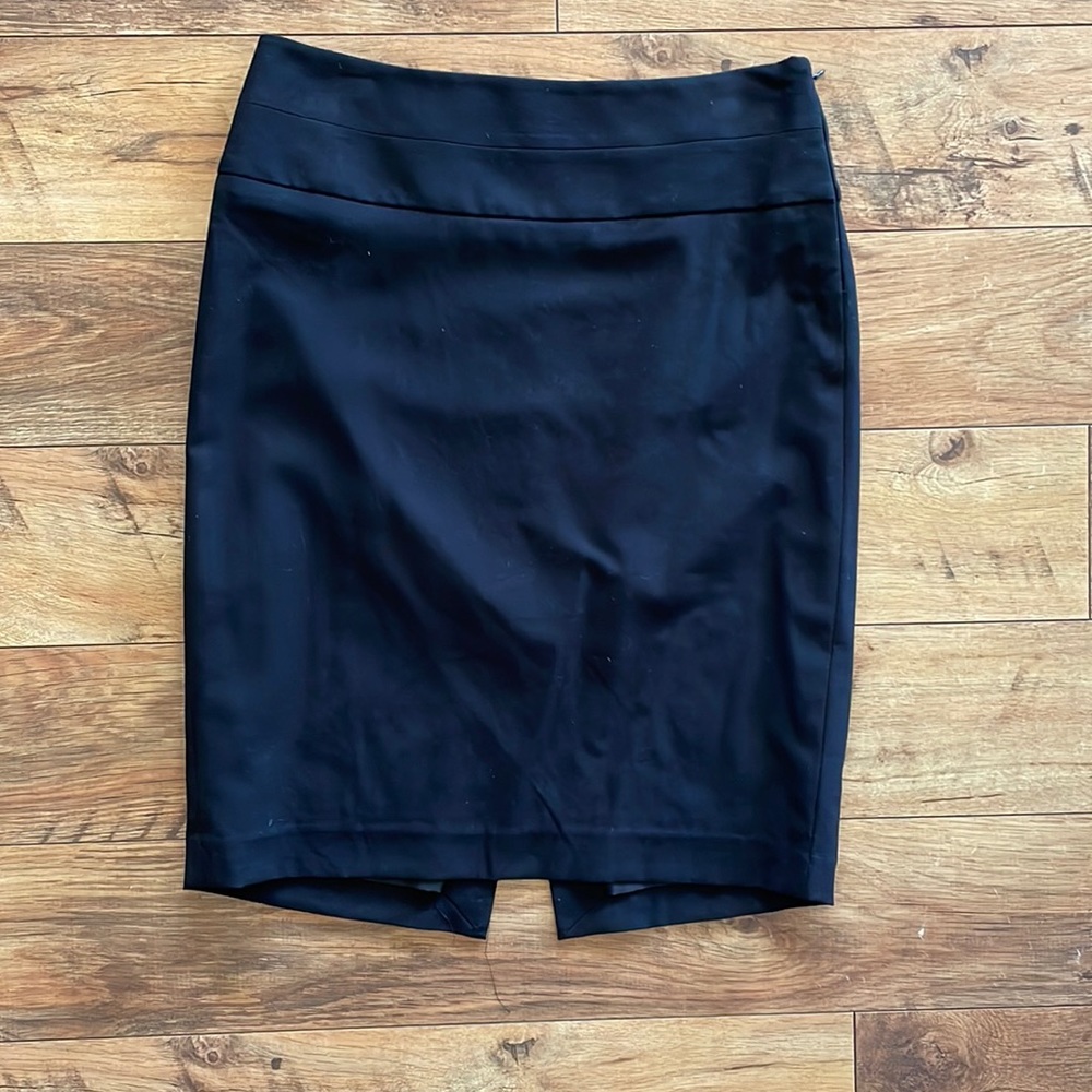 Like new pencil skirt with back slit and zipper closure